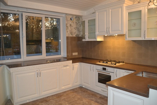 кухня Валенсия цена за п.м.